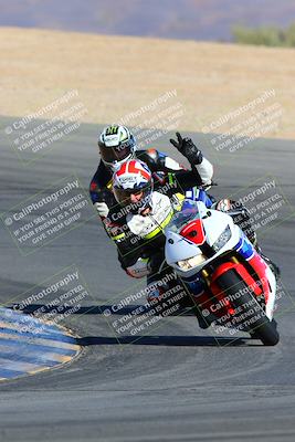 media/Feb-13-2022-SoCal Trackdays (Sun) [[c9210d39ca]]/Turn 10 (920am)/